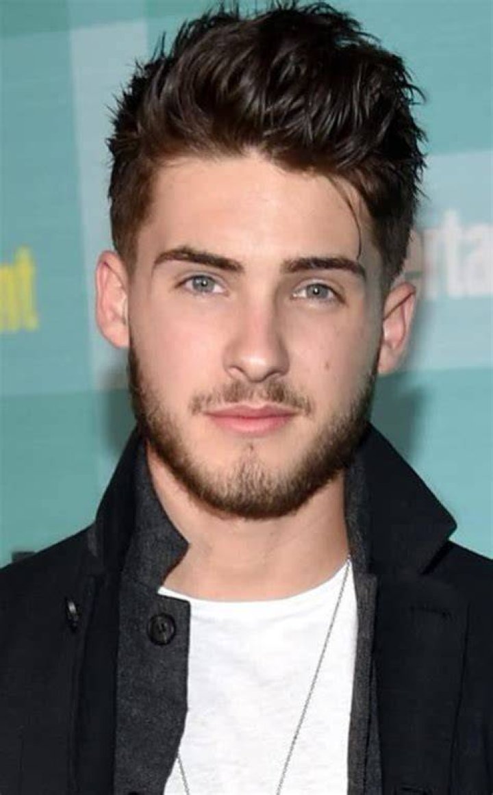 Cody Christian Height, Weight, Net Worth, Age, Birthday, Wikipedia, Who, Nationality, Biography