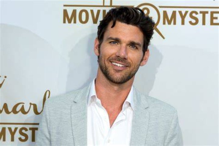 Kevin McGarry Wiki, age, height, wife, net worth. Is he married?