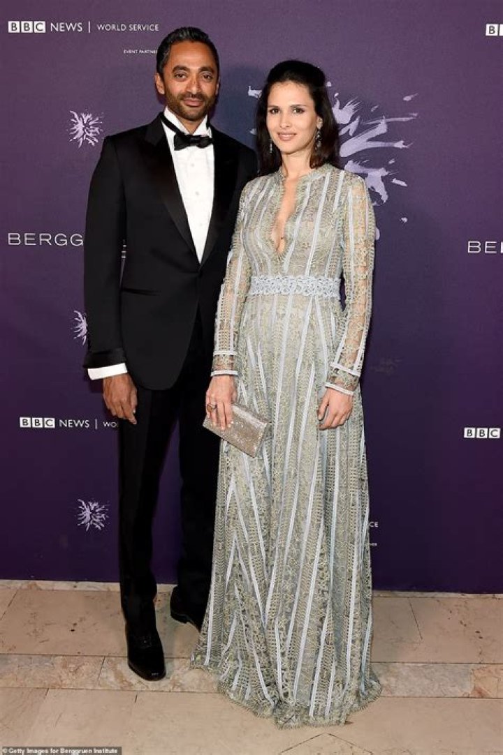 Who Is Brigette Lau? Chamath Palihapitiya Wife – Net Worth Revealed