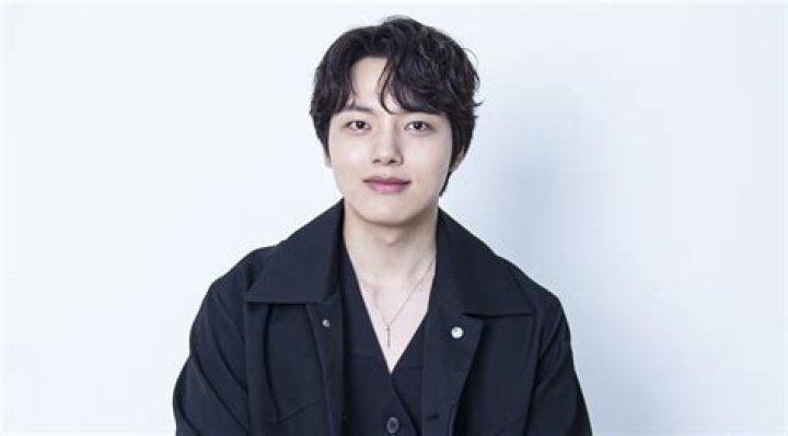Yeo Jin-Goo Height, Weight, Net Worth, Age, Birthday, Wikipedia, Who, Instagram, Biography